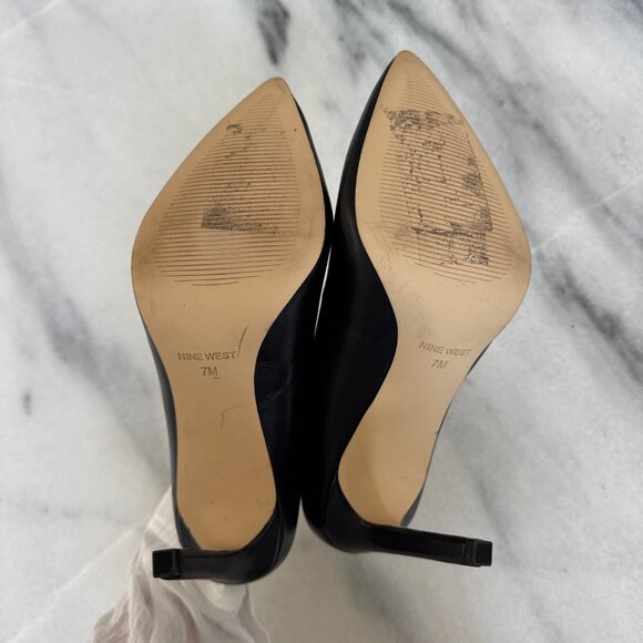 Black Nine West Stiletto Heels - Picture 4 of 7